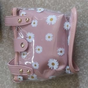 Cute daisy purse